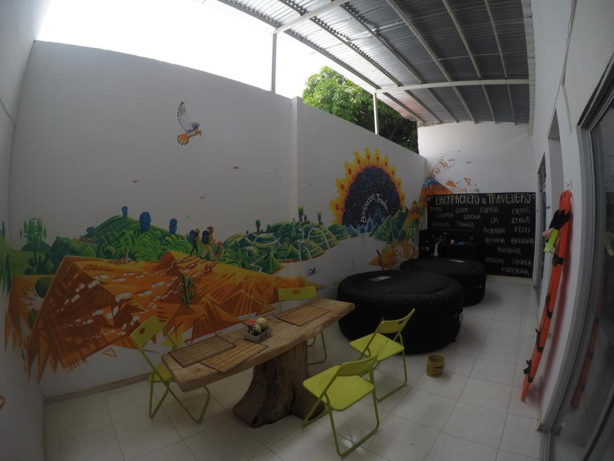 Backpackers And Travellers Hostel Neiva  Exteriör bild