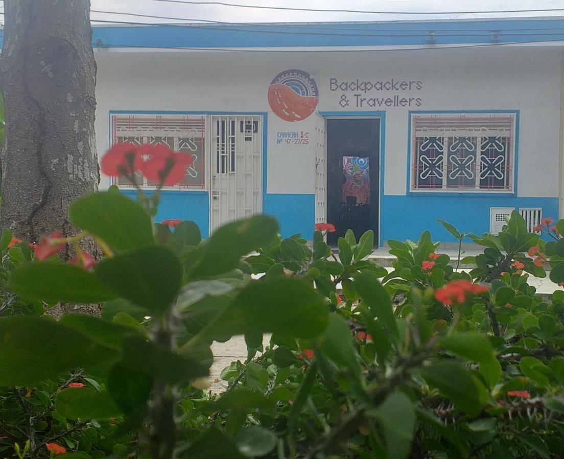 Backpackers And Travellers Hostel Neiva  Exteriör bild