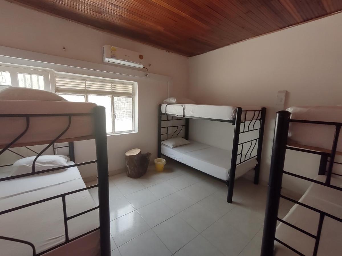 Backpackers And Travellers Hostel Neiva  Exteriör bild