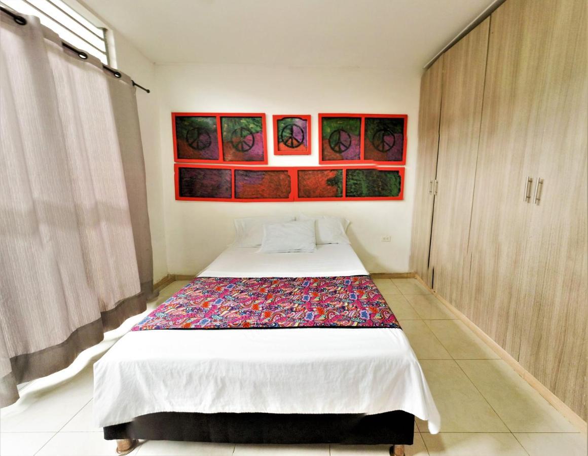 Backpackers And Travellers Hostel Neiva  Exteriör bild