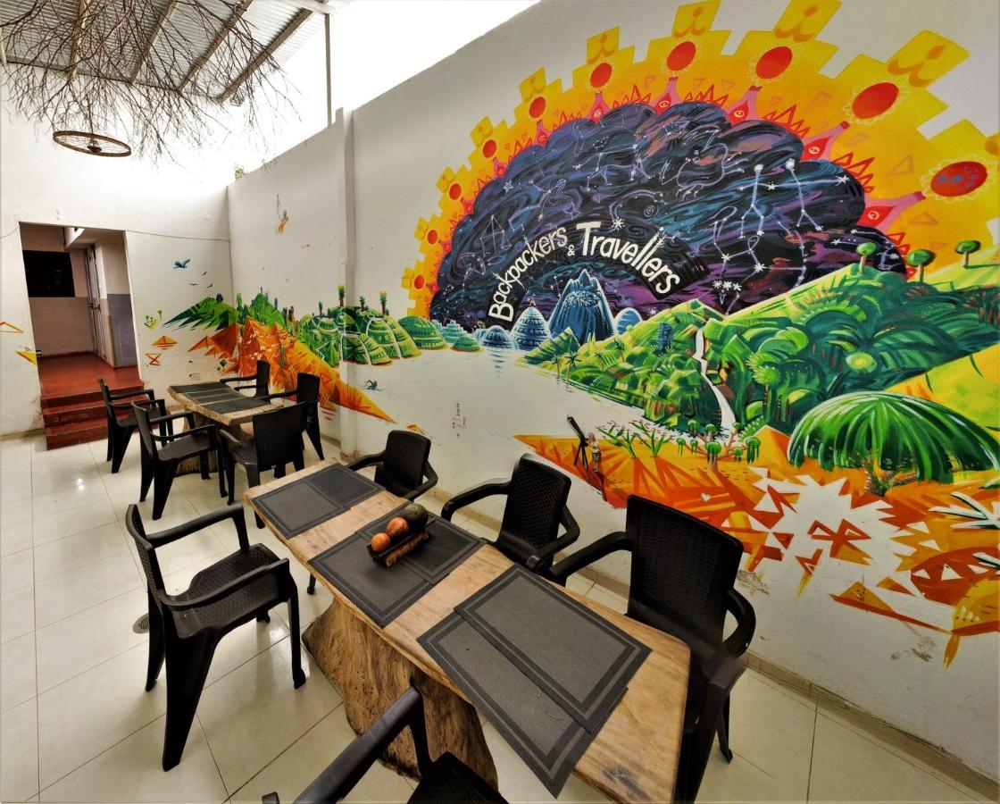 Backpackers And Travellers Hostel Neiva  Exteriör bild
