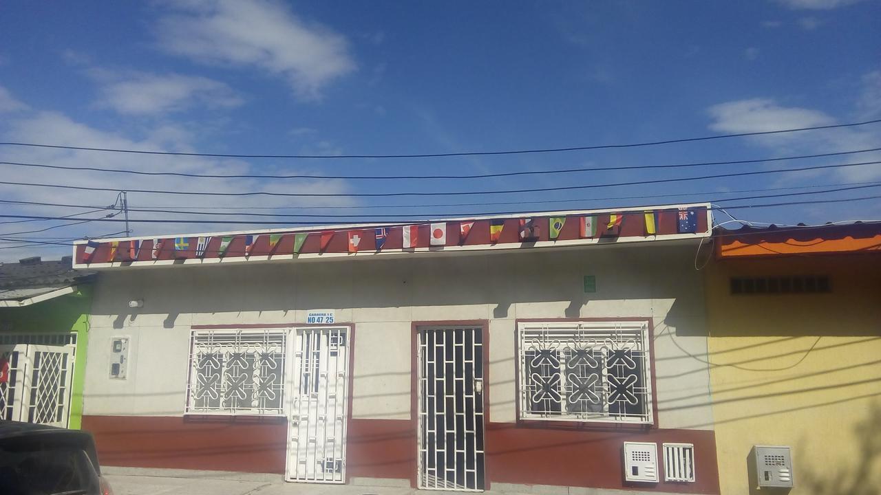 Backpackers And Travellers Hostel Neiva  Exteriör bild